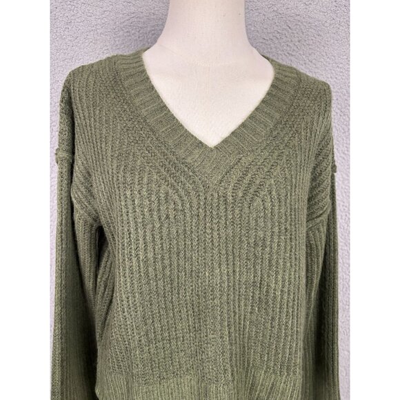 Hippie Rose Juniors' V-Neck Ribbed Knit Pullover Sweater Camo Green XS NWT's - Picture 2 of 8